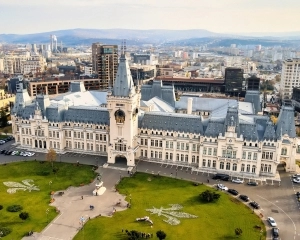 Excursion to Iasi + Shopping at Palas Mall