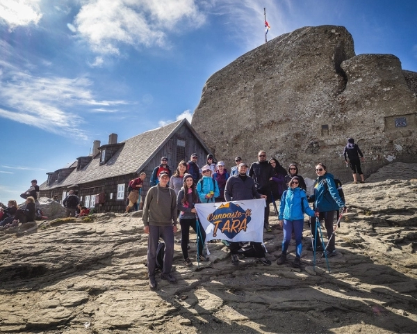 Hike to Vf. Omu 2507 m